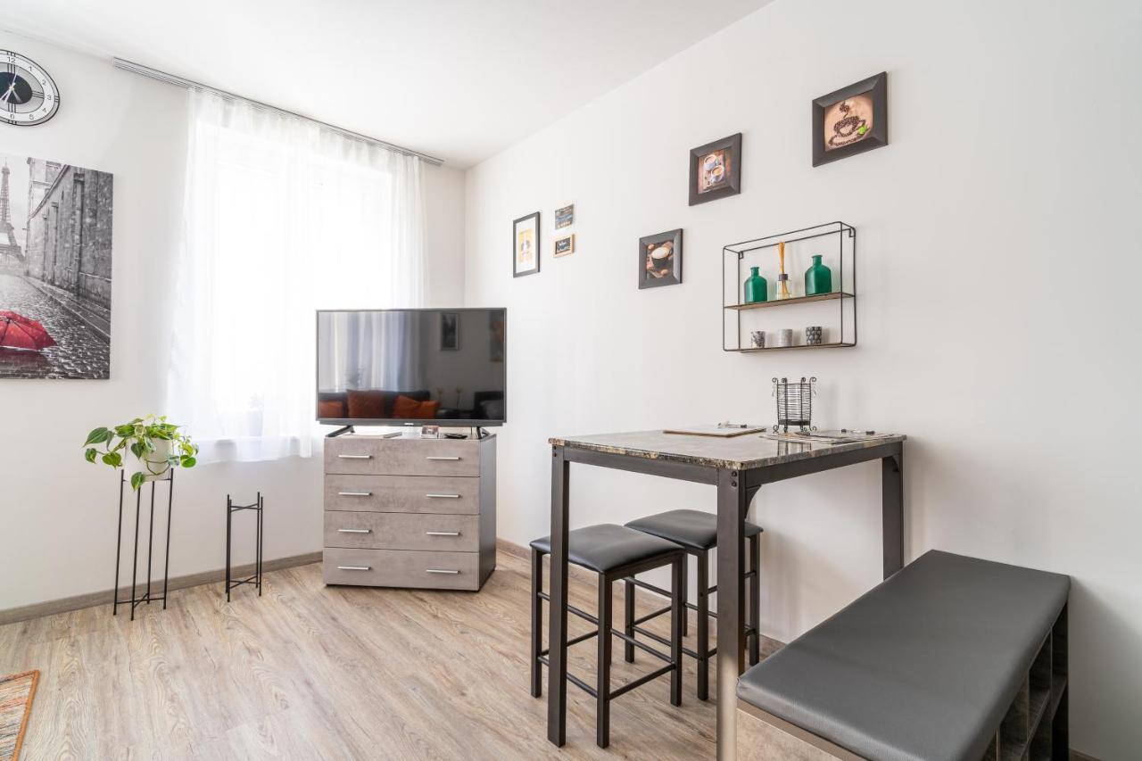 Tagblatts 2-Zimmer Business Apartment ツットリンゲン エクステリア 写真